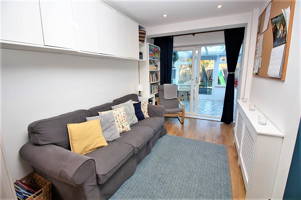 3 bed property in Fulmead Road, Reading